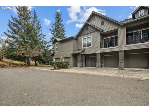 975 Springtree LN West Linn OR 97068