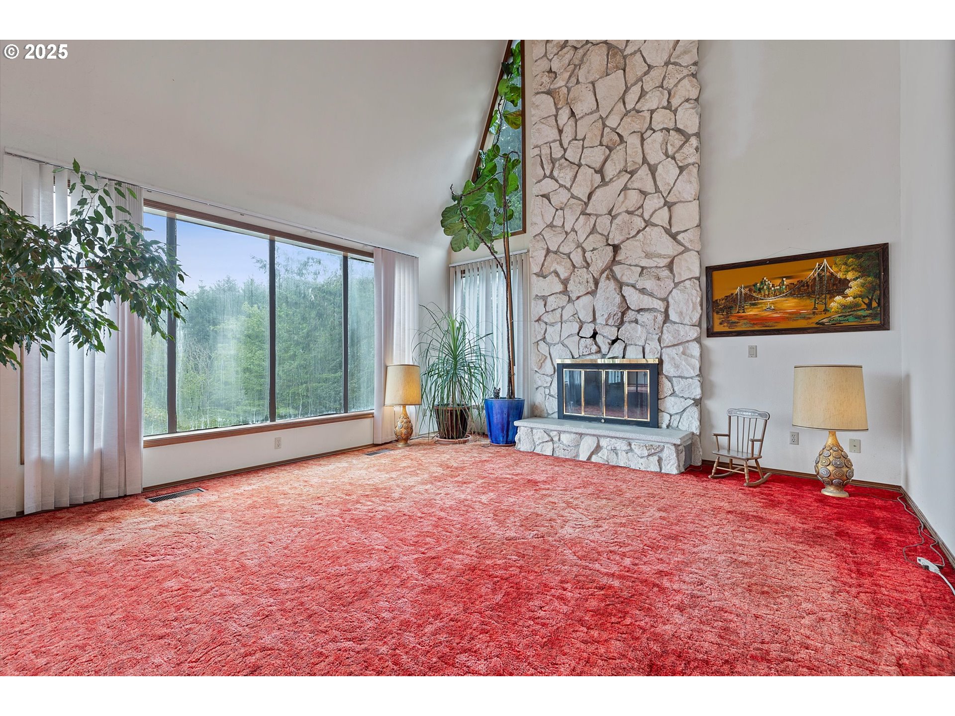 22905 NE MOUNTAIN TOP RD