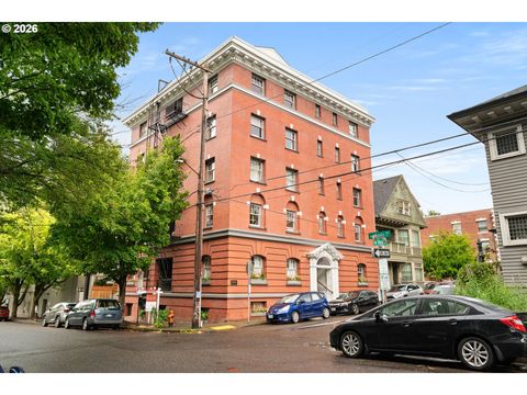 118 NW KING AVE 21 Portland OR 97210