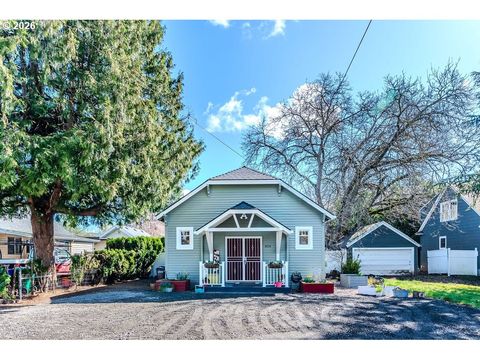 824 NW MIGNONETTE AVE Gresham OR 97030