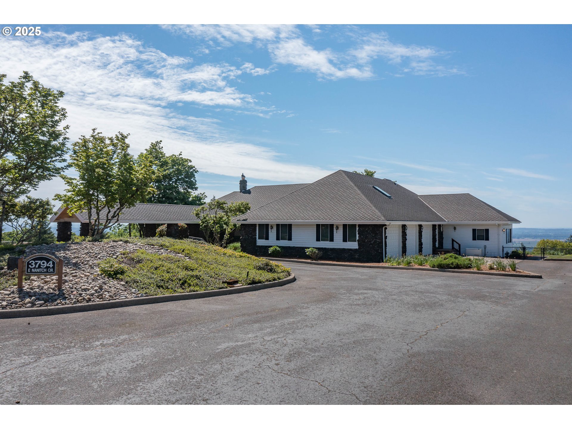 3794 E NANITCH CIR