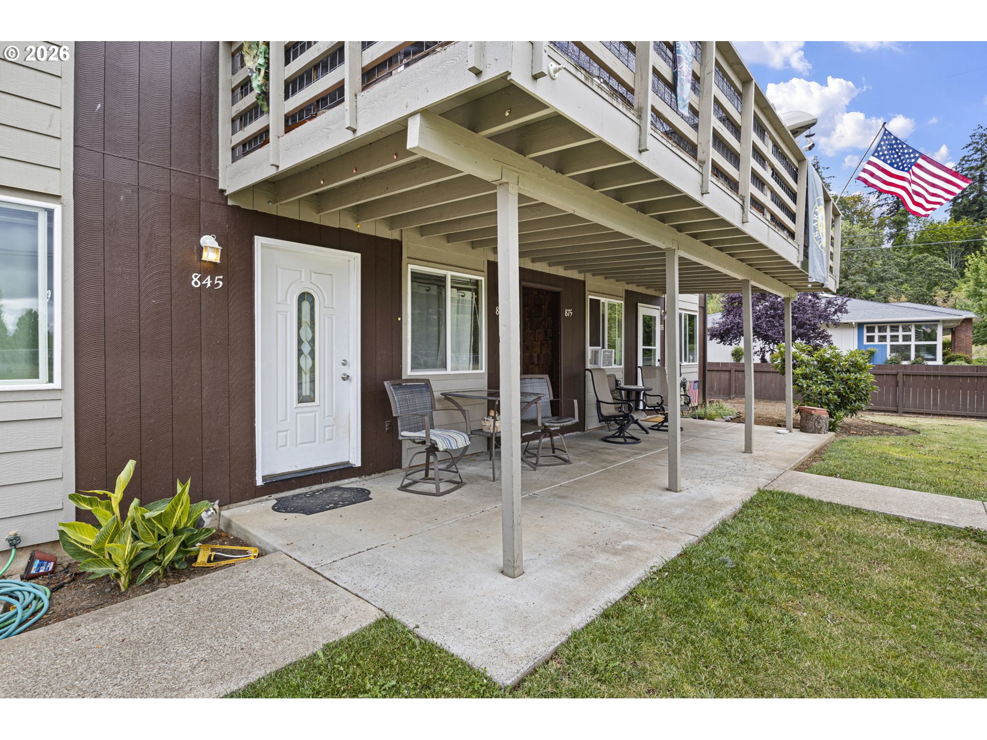 875 GERTH AVE NW
