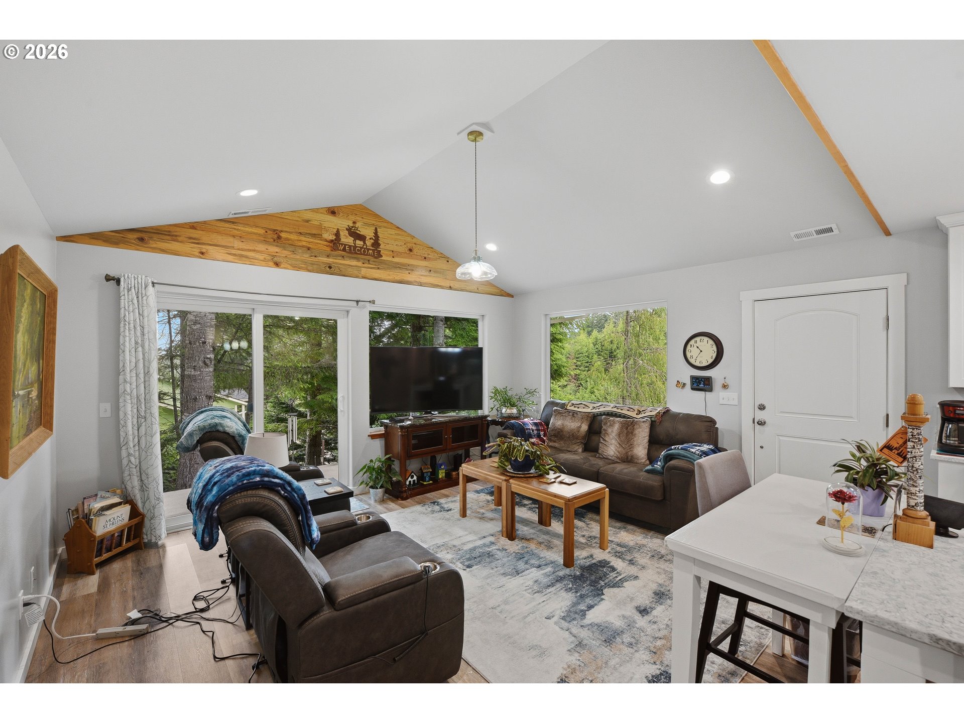 2256 TIMBERLINE DR