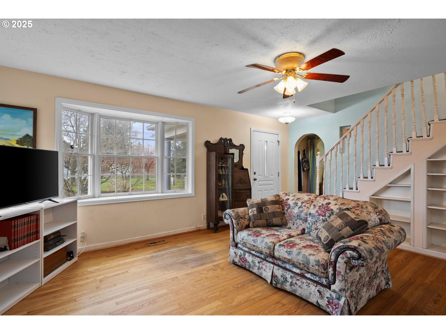 9311/9315 SE GRANT ST