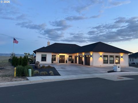 2106 SW TAHOE AVE Pendleton OR 97801