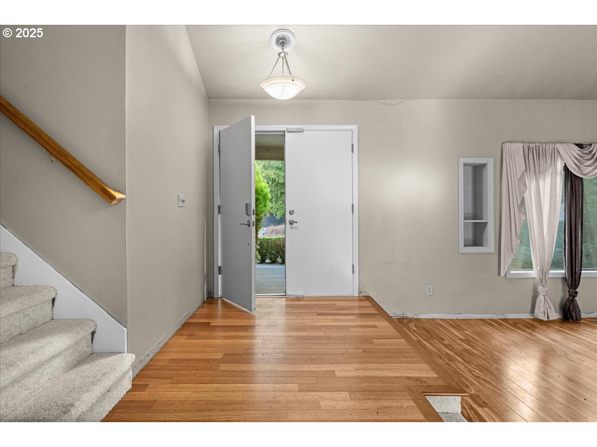 17427 SW RIVENDELL DR