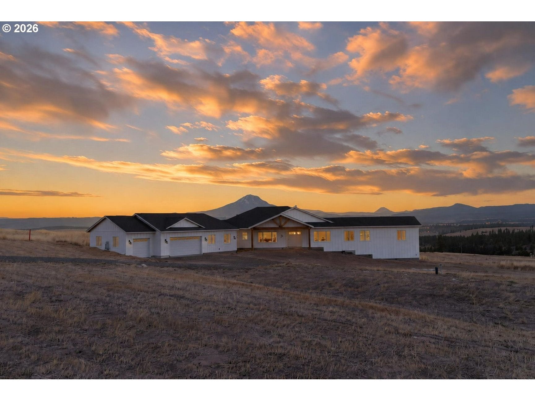 823 HORSESHOE BEND RD