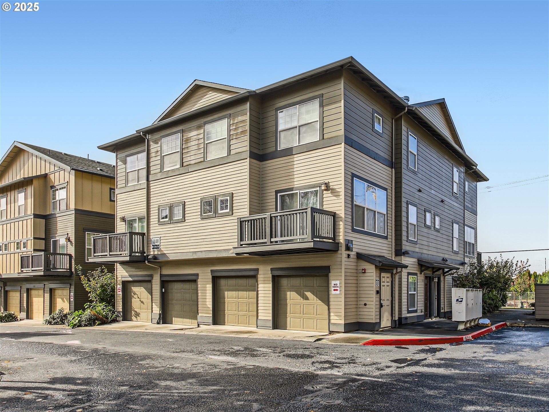 1040 SW 170TH AVE 201