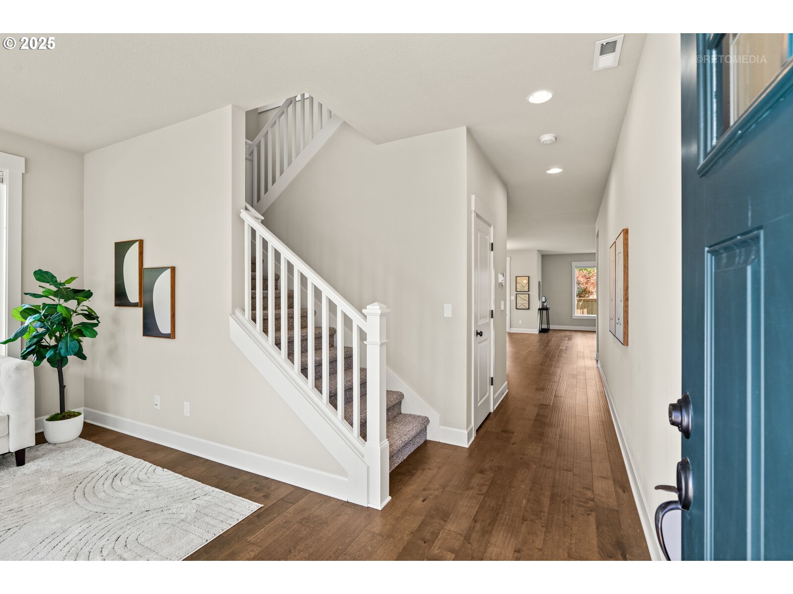 704 SE 47TH AVE