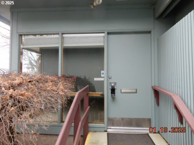 540 W 10TH AVE