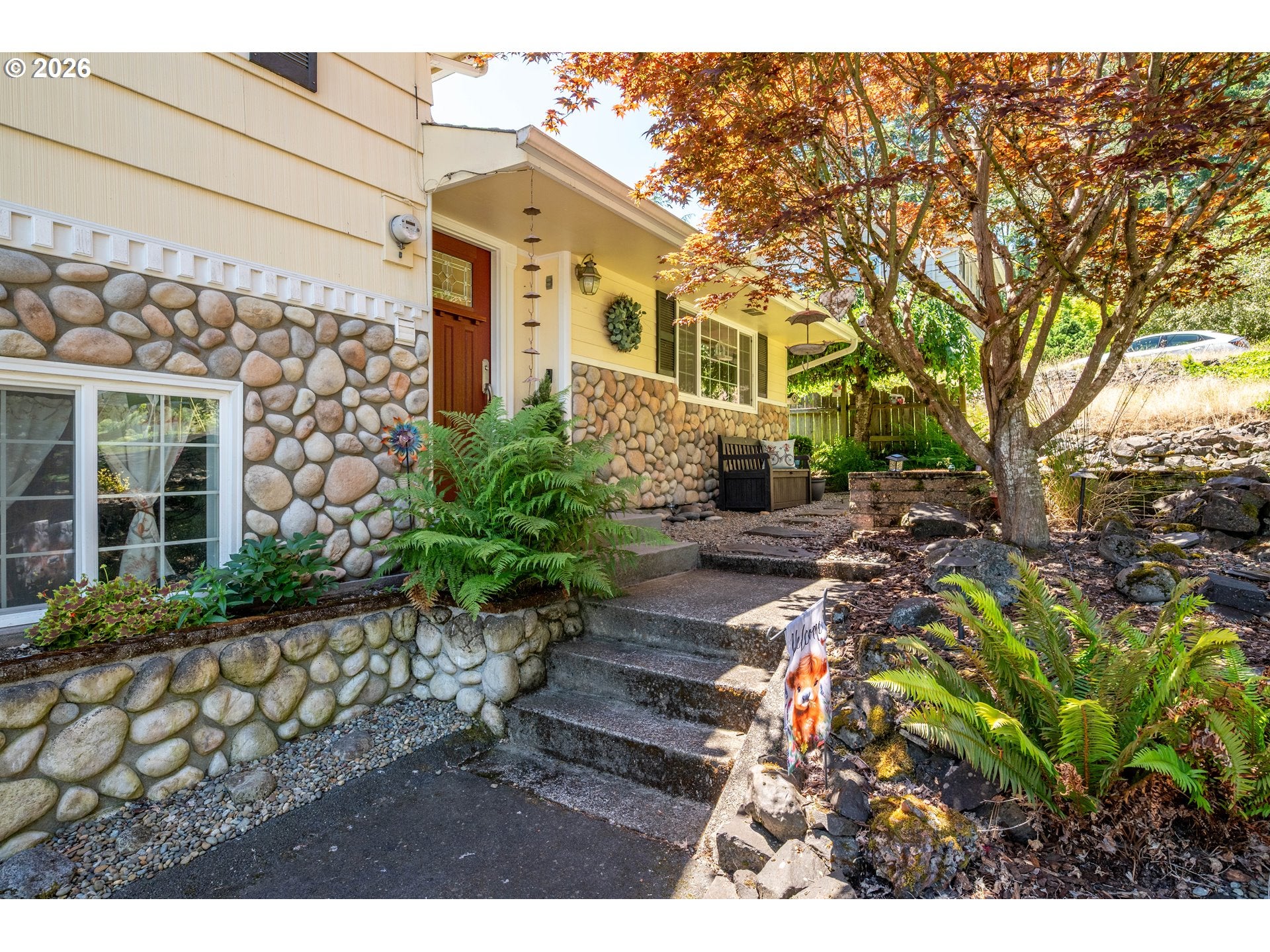 2408 N GREELEY DR