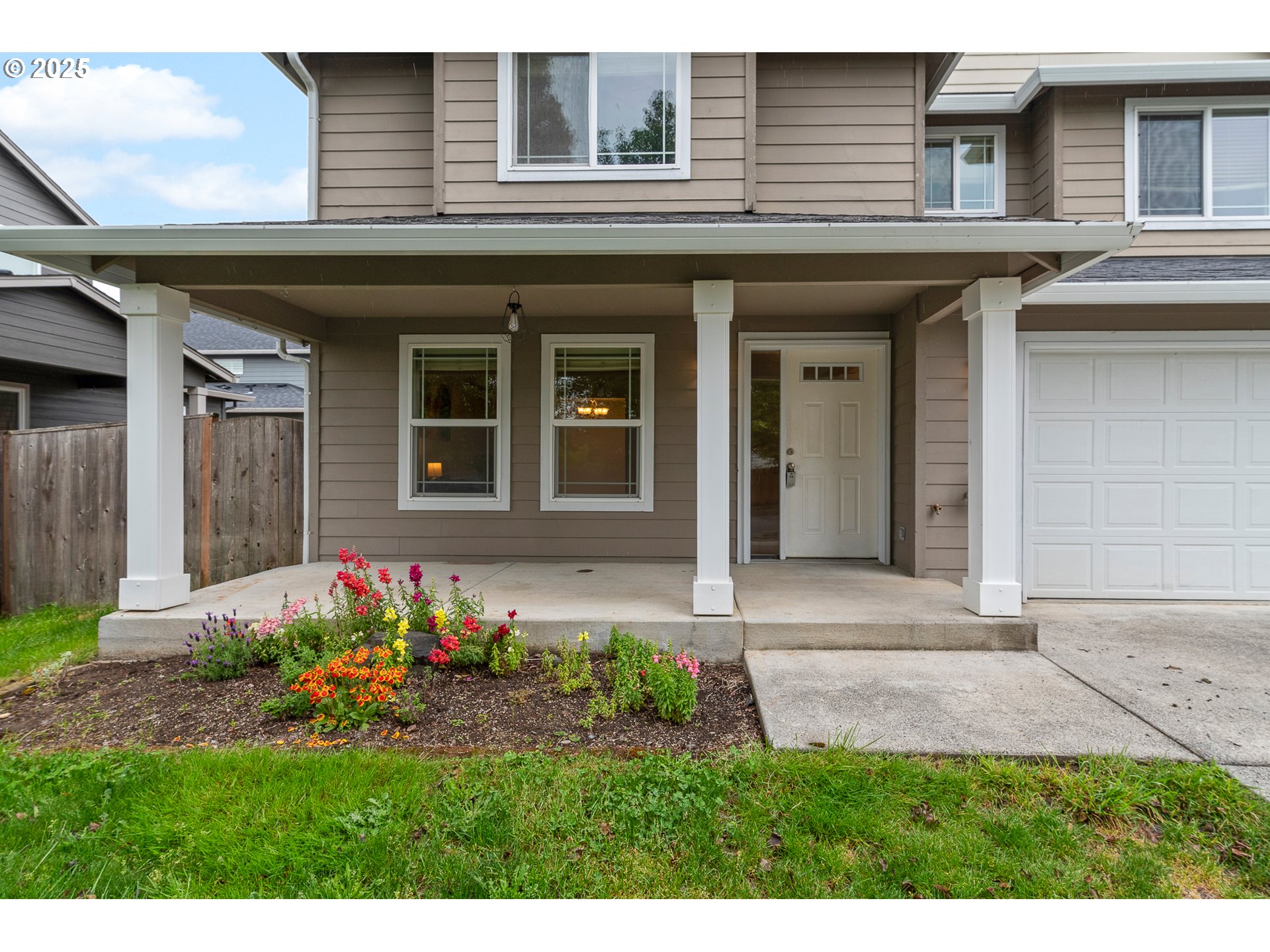 1607 NW 17TH PL