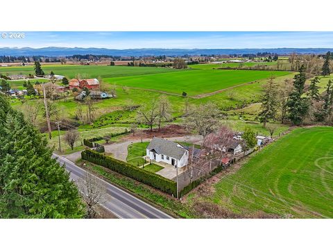 5900 HIGHWAY 211 Hubbard OR 97032