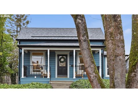 5525 N SYRACUSE ST Portland OR 97203