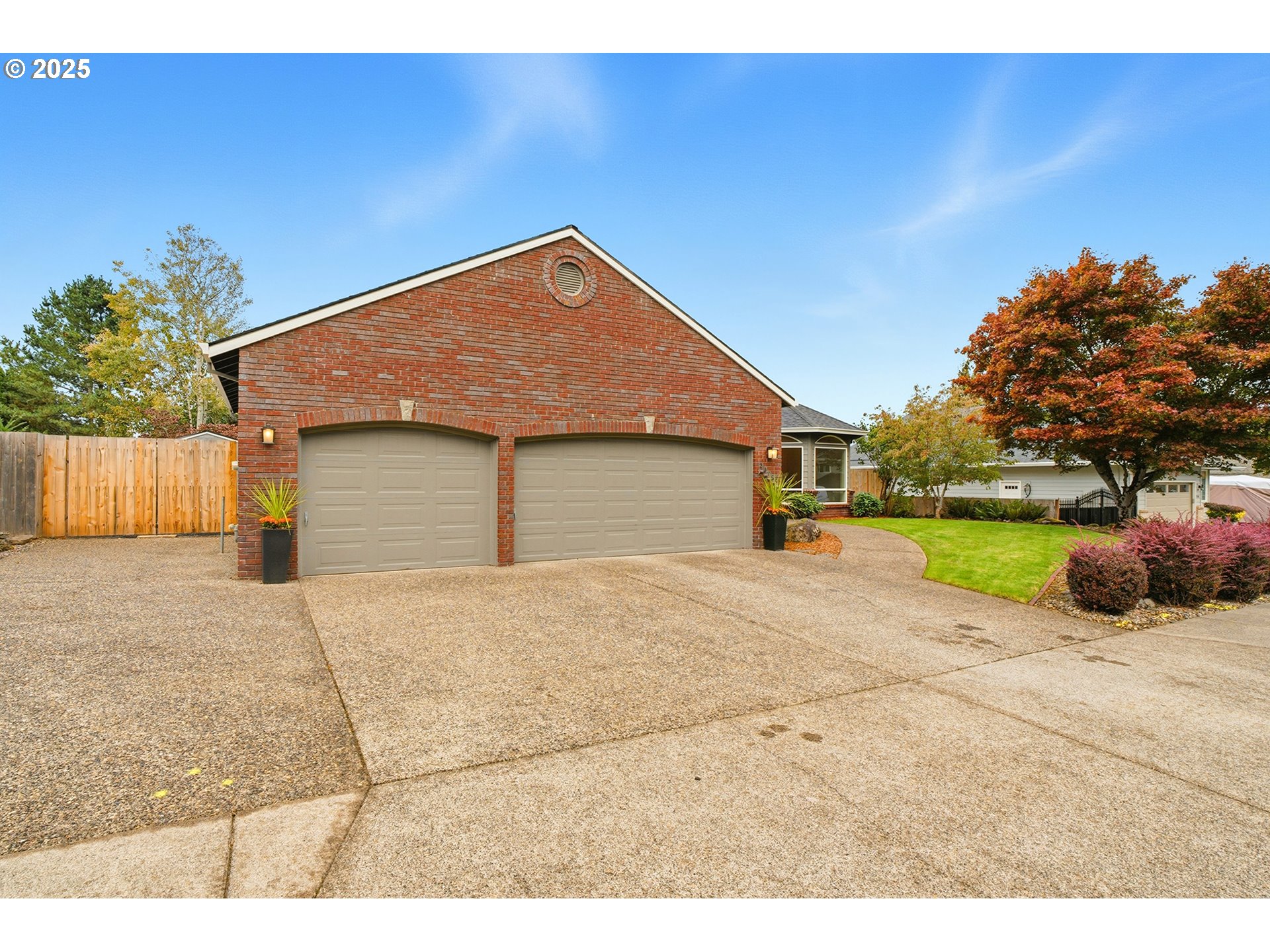 20155 QUINALT DR