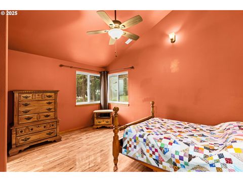 Tiny photo for 747 Holbrook Ln, Creswell, OR 97426 (MLS # 119032315)