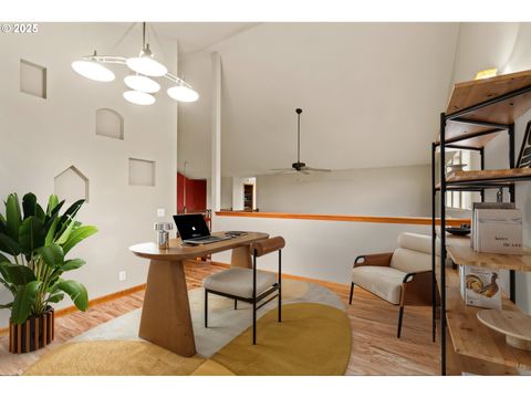 Tiny photo for 747 Holbrook Ln, Creswell, OR 97426 (MLS # 119032315)