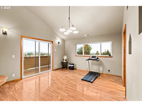 Tiny photo for 747 Holbrook Ln, Creswell, OR 97426 (MLS # 119032315)