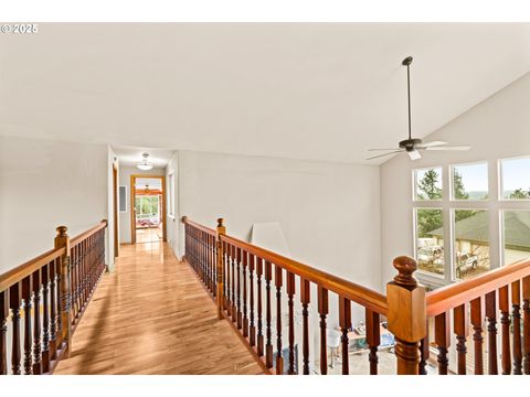 Tiny photo for 747 Holbrook Ln, Creswell, OR 97426 (MLS # 119032315)