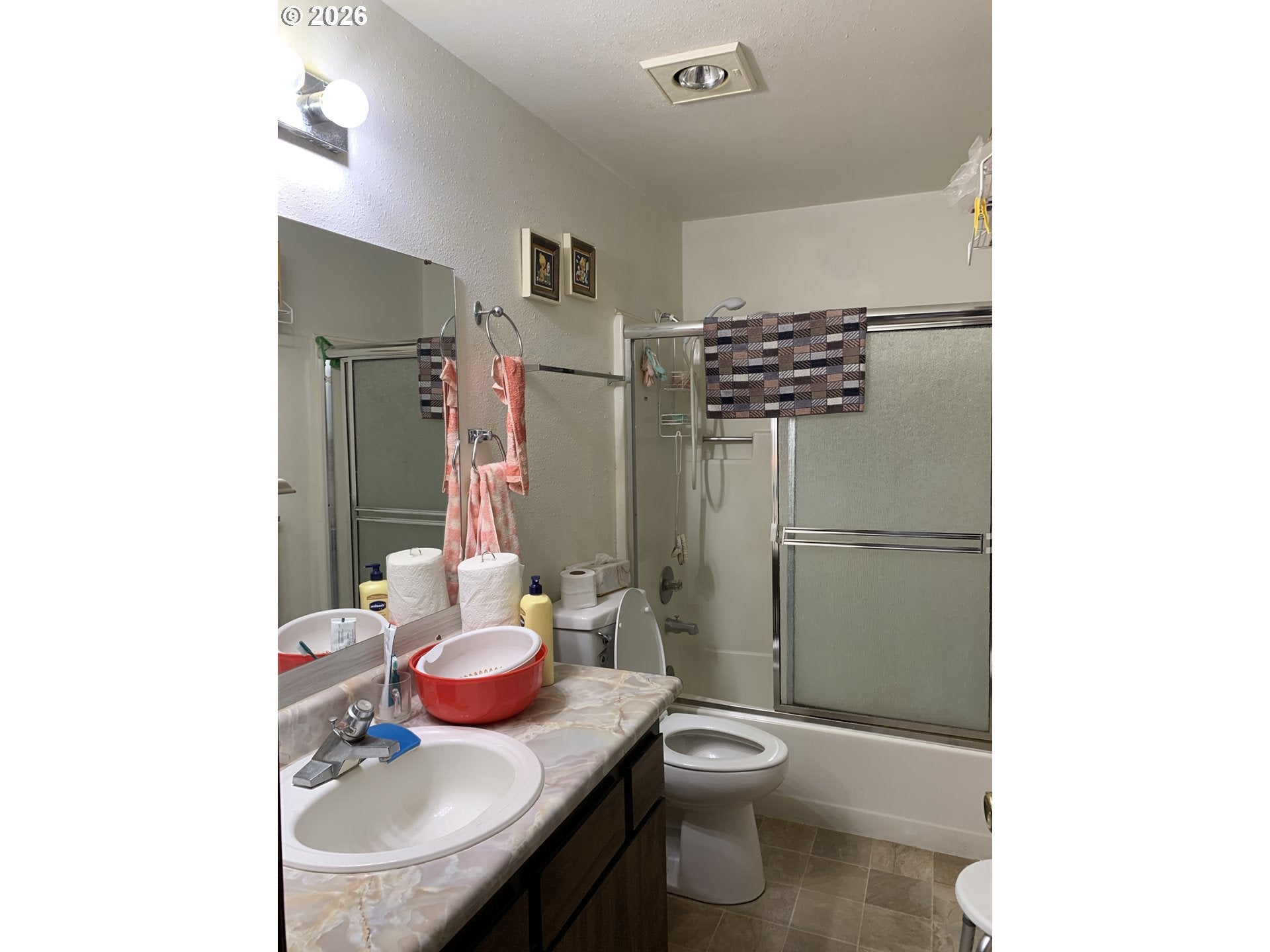 1489 Scott LN