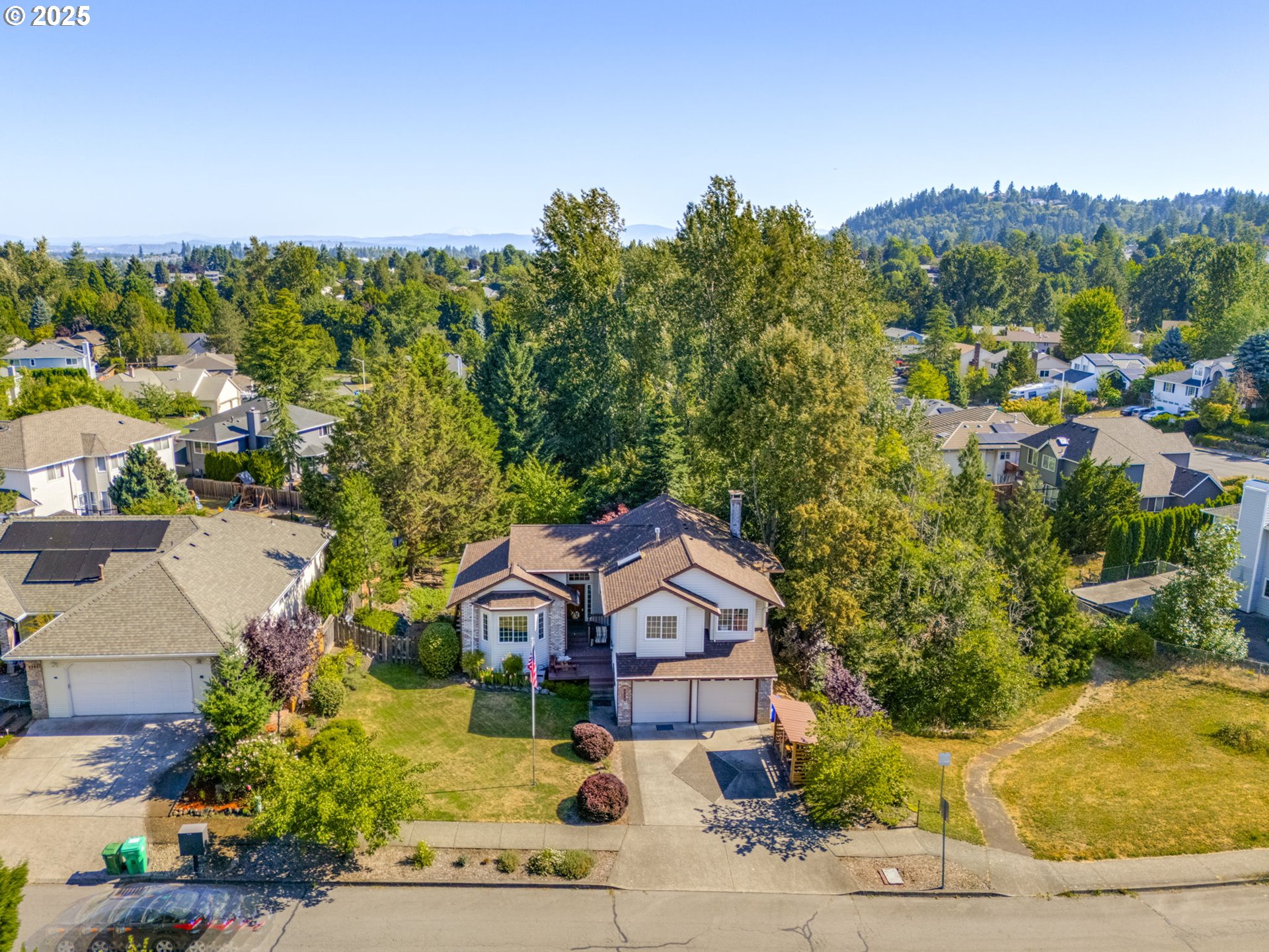 2323 SW WILLOW PKWY