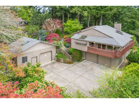 1839 SW COLLINS CT Portland OR 97219