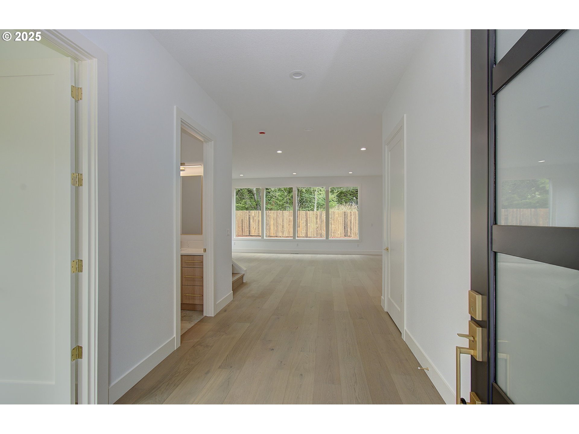 2012 NE 159TH ST