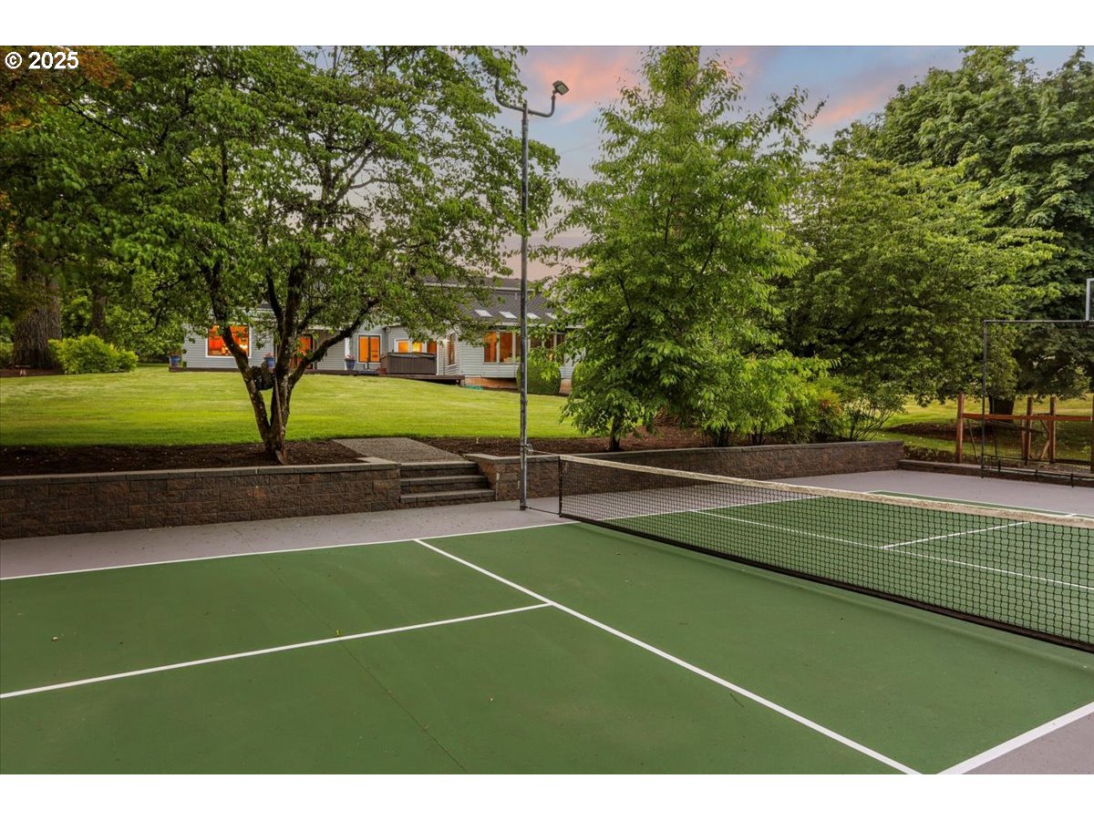 2350 SW Gregory DR
