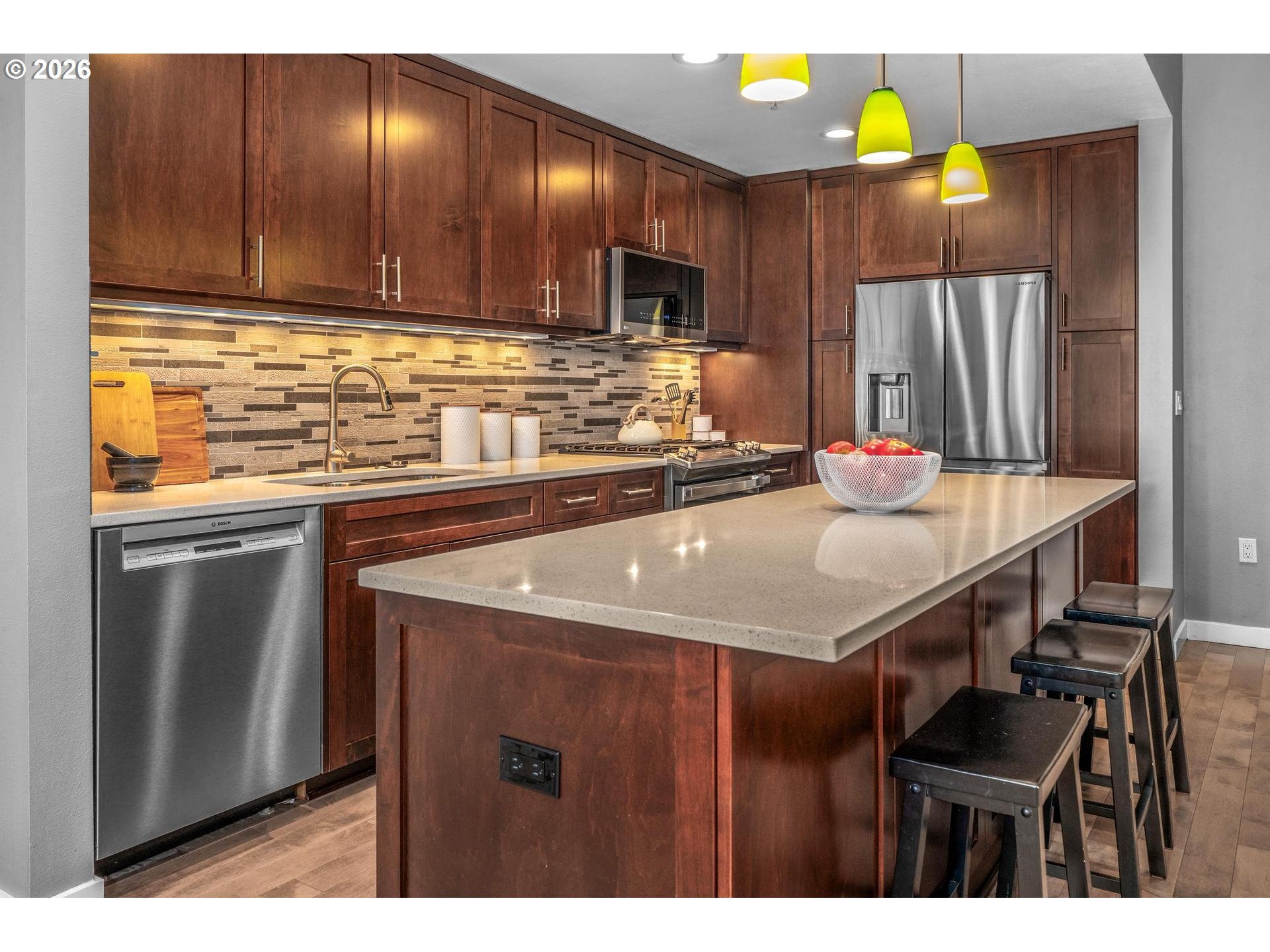 2445 NW WESTOVER RD 414