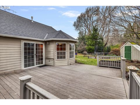 A home in Hood River