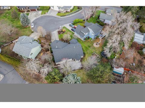 A home in Hood River