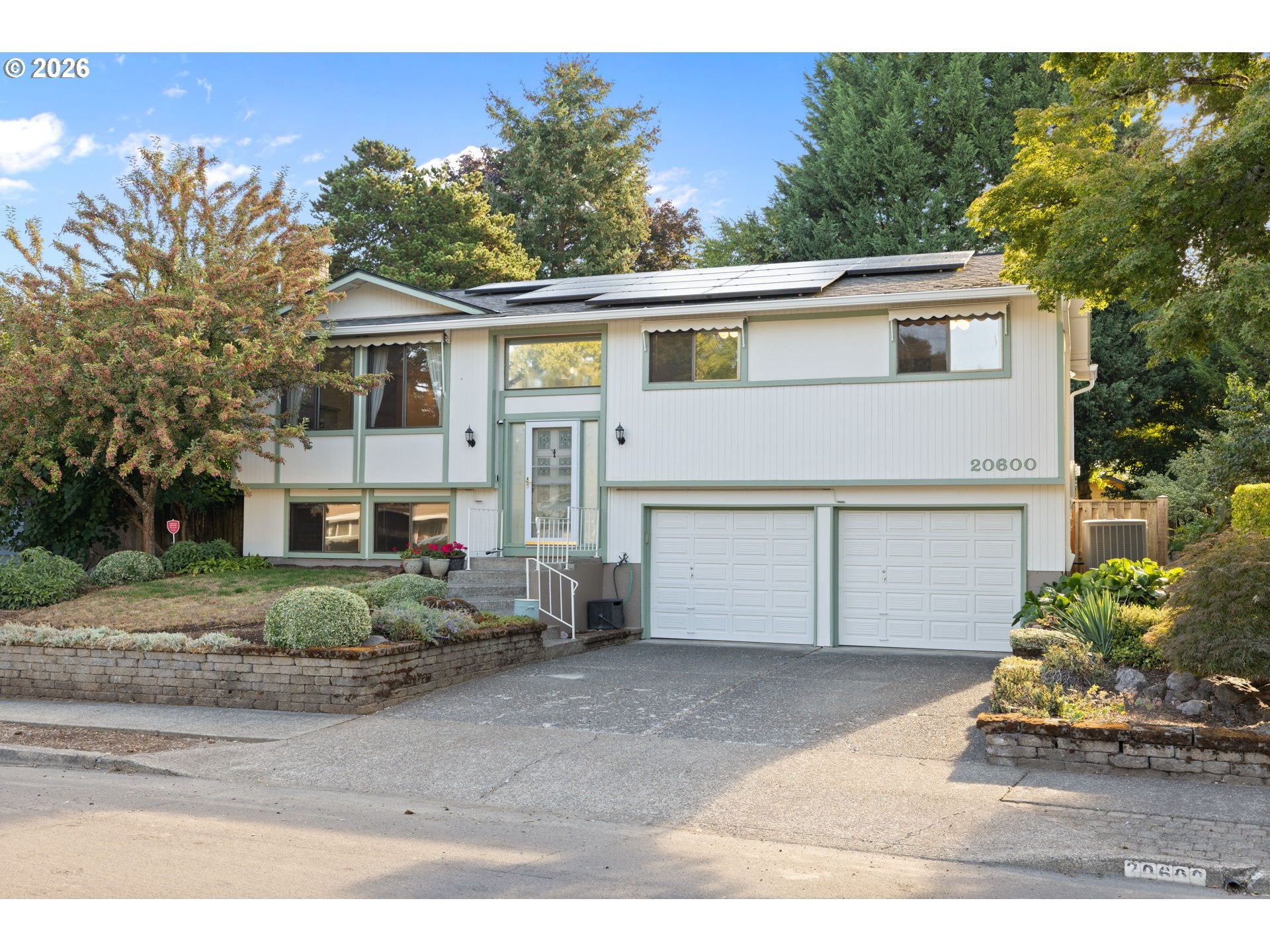 20600 SW SHOSHONE DR