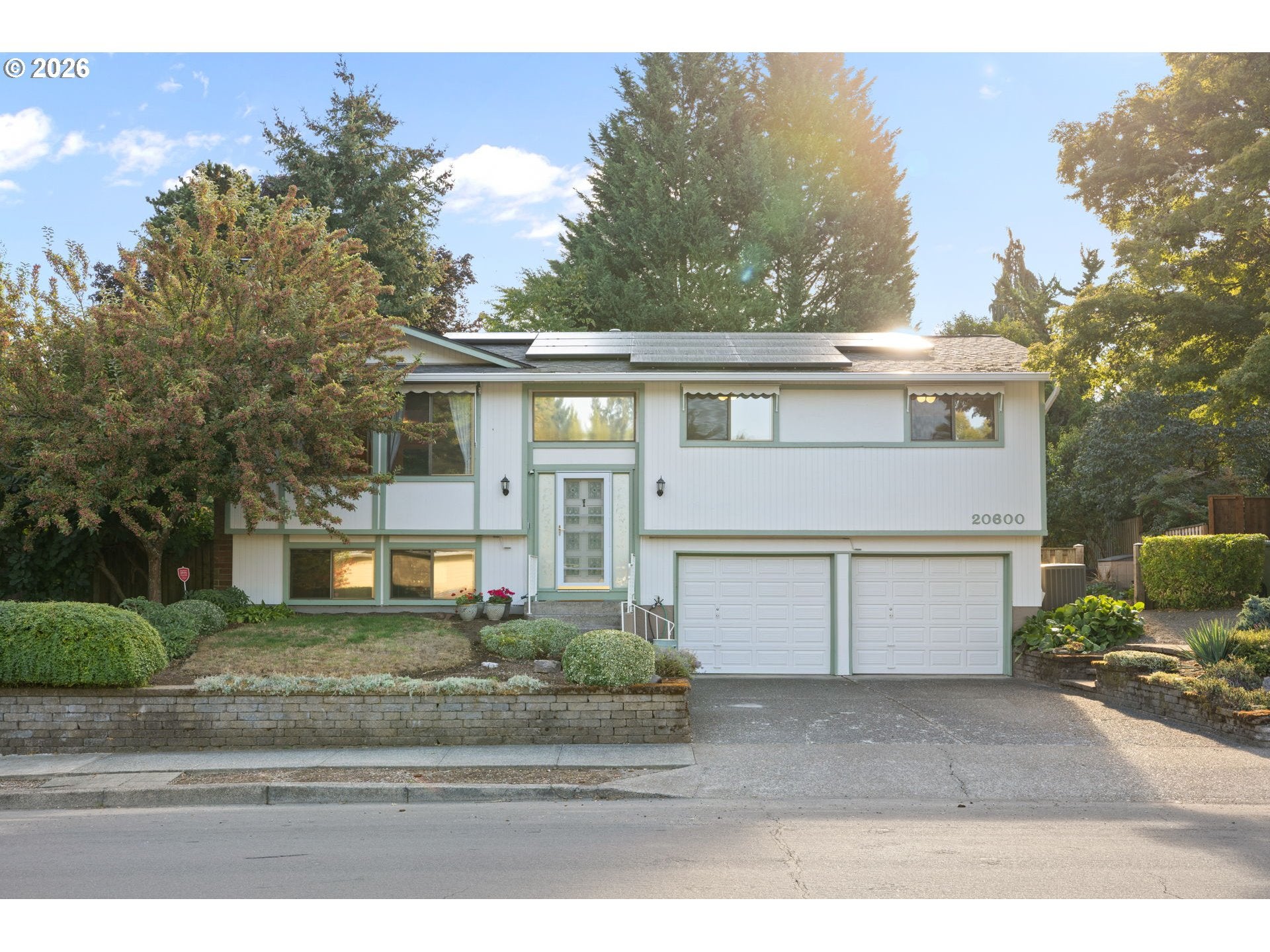 20600 SW SHOSHONE DR