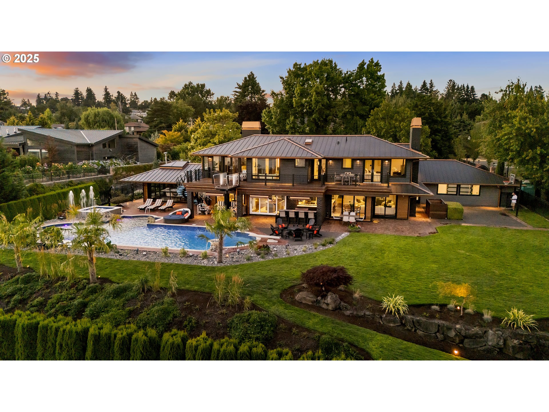 8015 SE EVERGREEN HWY