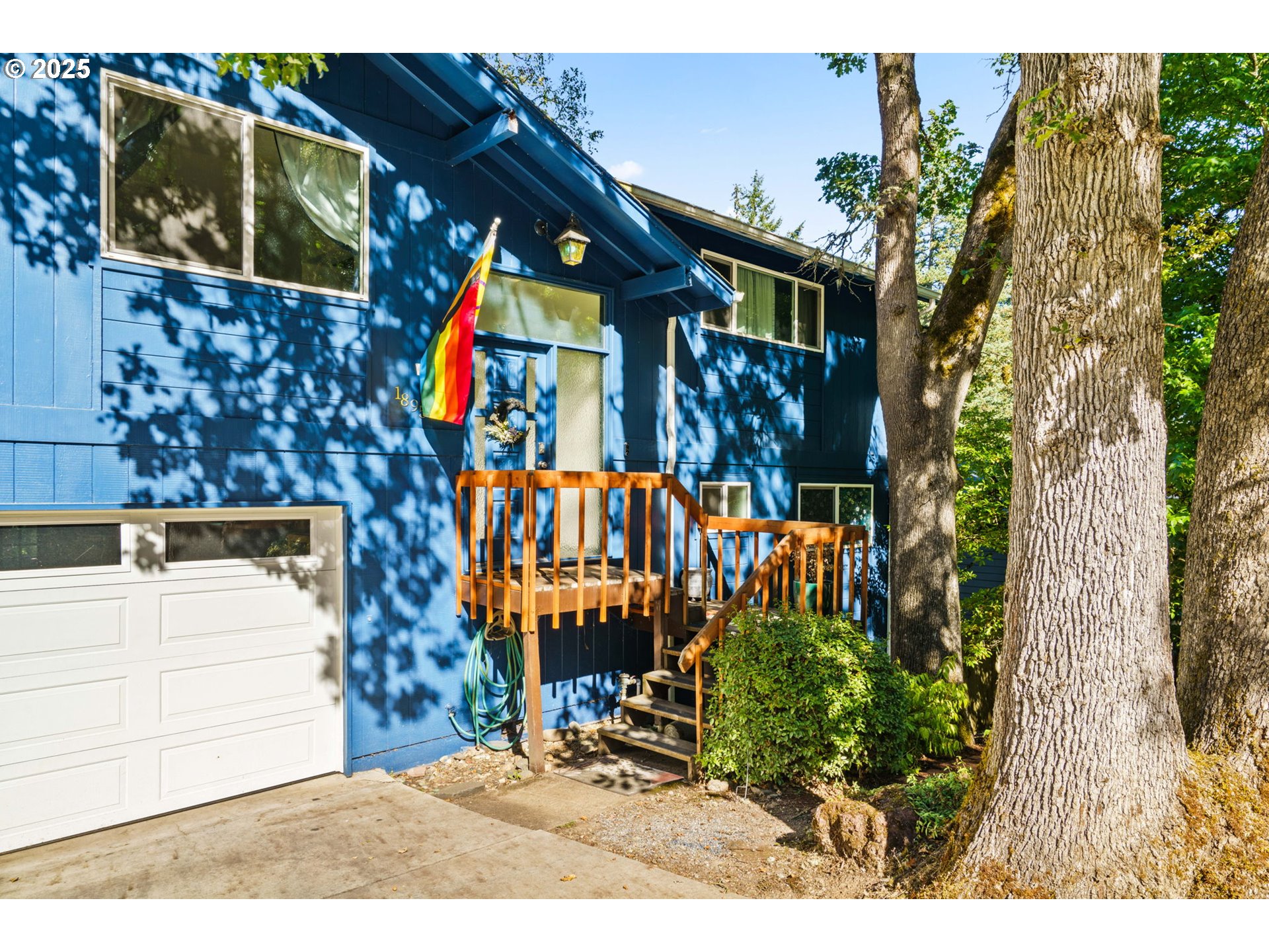 1895 W 28TH AVE