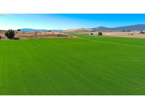 392 DEL FATTI LN Klamath Falls OR 97603