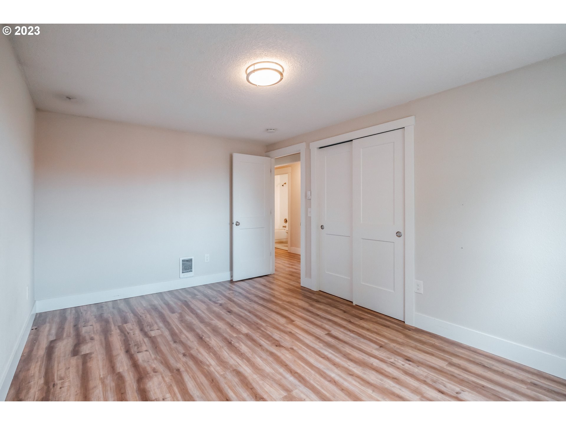 Mt Angel, Oregon 97362, United States, 4 Bedrooms Bedrooms, ,3 BathroomsBathrooms,Residential,Active,100087