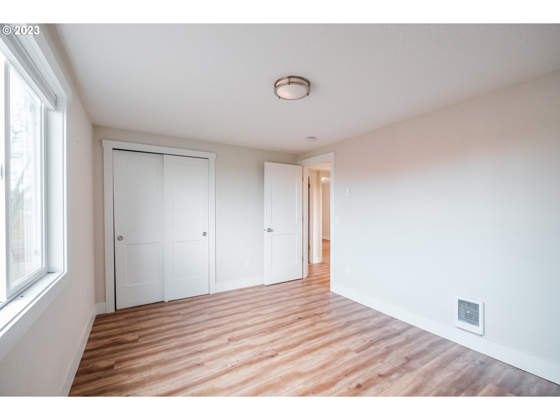 Mt Angel, Oregon 97362, United States, 4 Bedrooms Bedrooms, ,3 BathroomsBathrooms,Residential,Active,100087