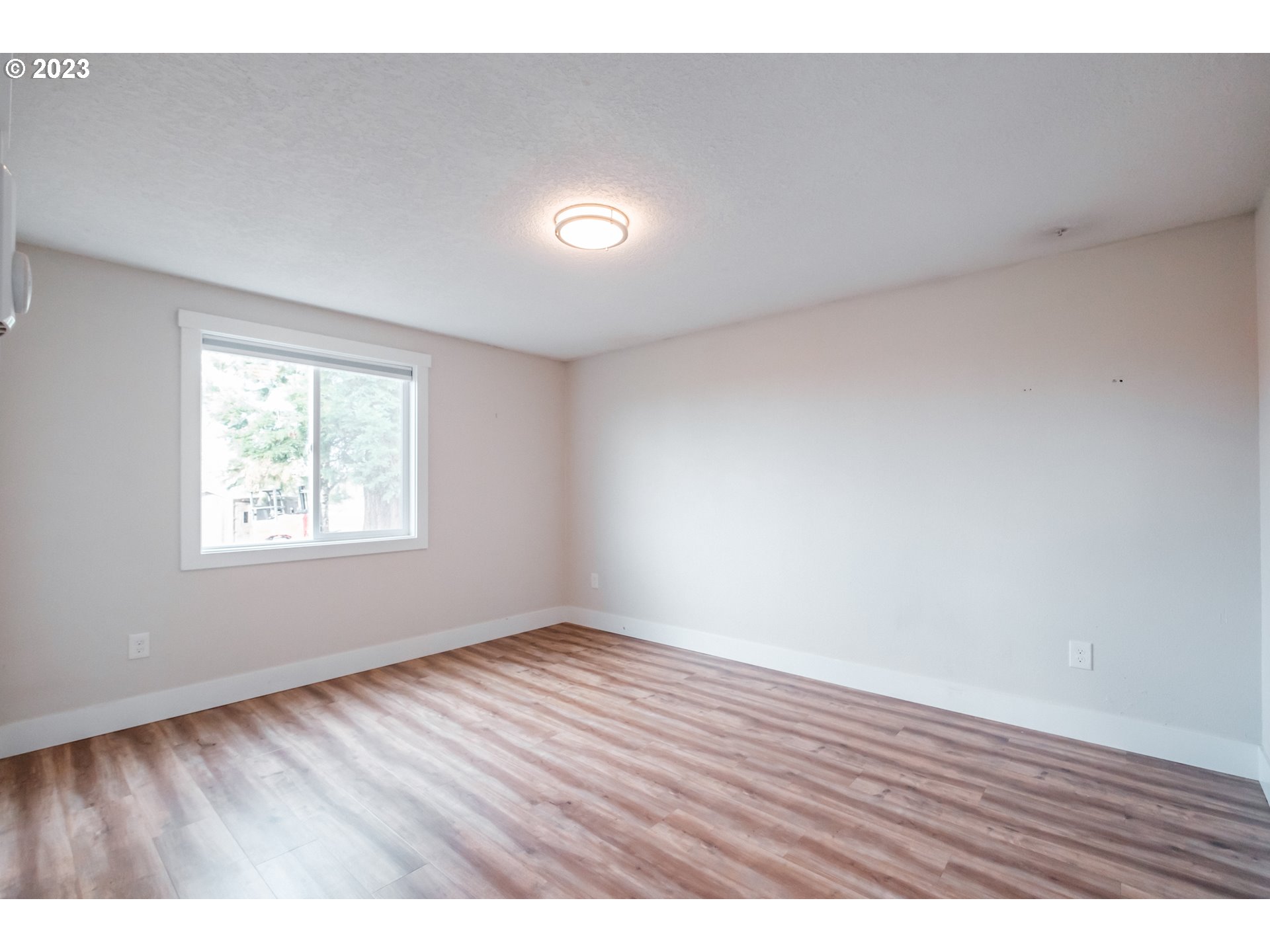 Mt Angel, Oregon 97362, United States, 4 Bedrooms Bedrooms, ,3 BathroomsBathrooms,Residential,Active,100087