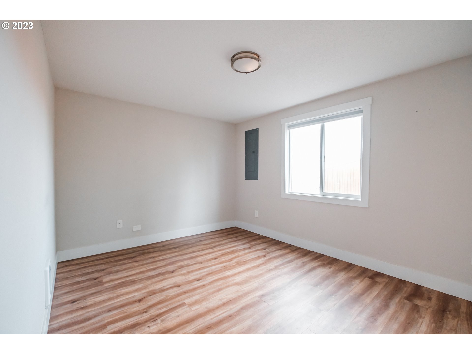 Mt Angel, Oregon 97362, United States, 4 Bedrooms Bedrooms, ,3 BathroomsBathrooms,Residential,Active,100087