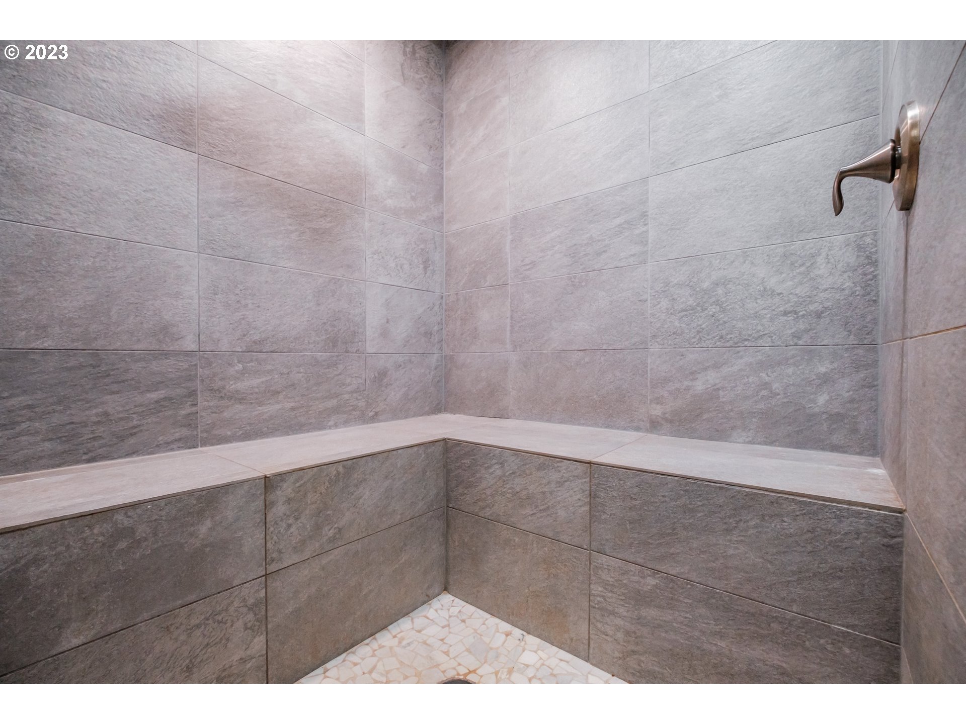 Mt Angel, Oregon 97362, United States, 4 Bedrooms Bedrooms, ,3 BathroomsBathrooms,Residential,Active,100087