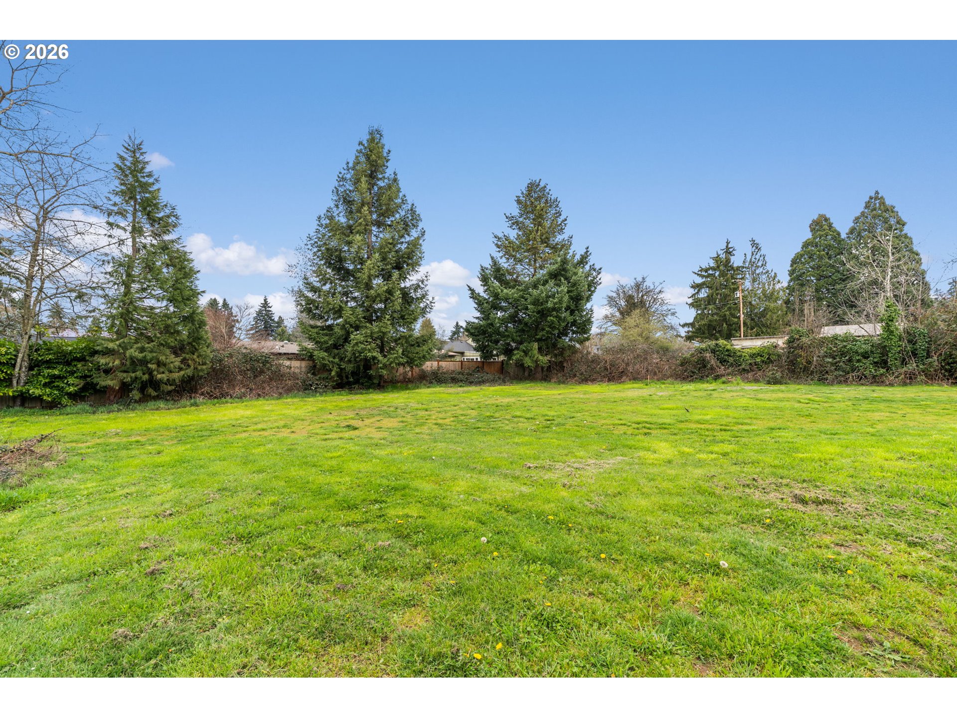 W 18th AVE LOT 2