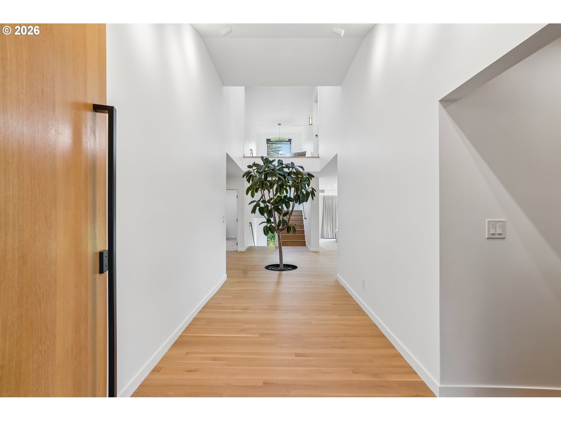 3905 N OVERLOOK TER