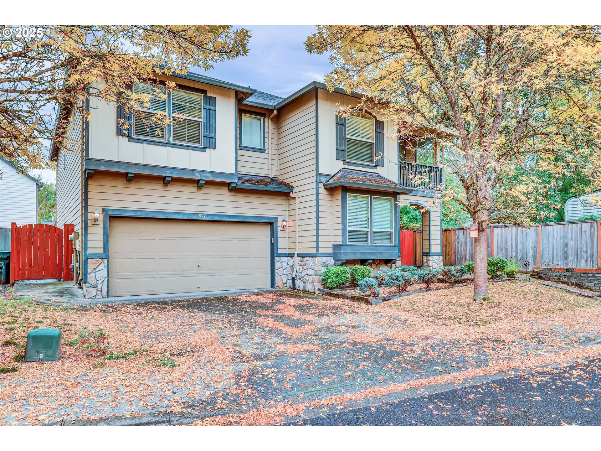 1892 SW WILLOWVIEW TER