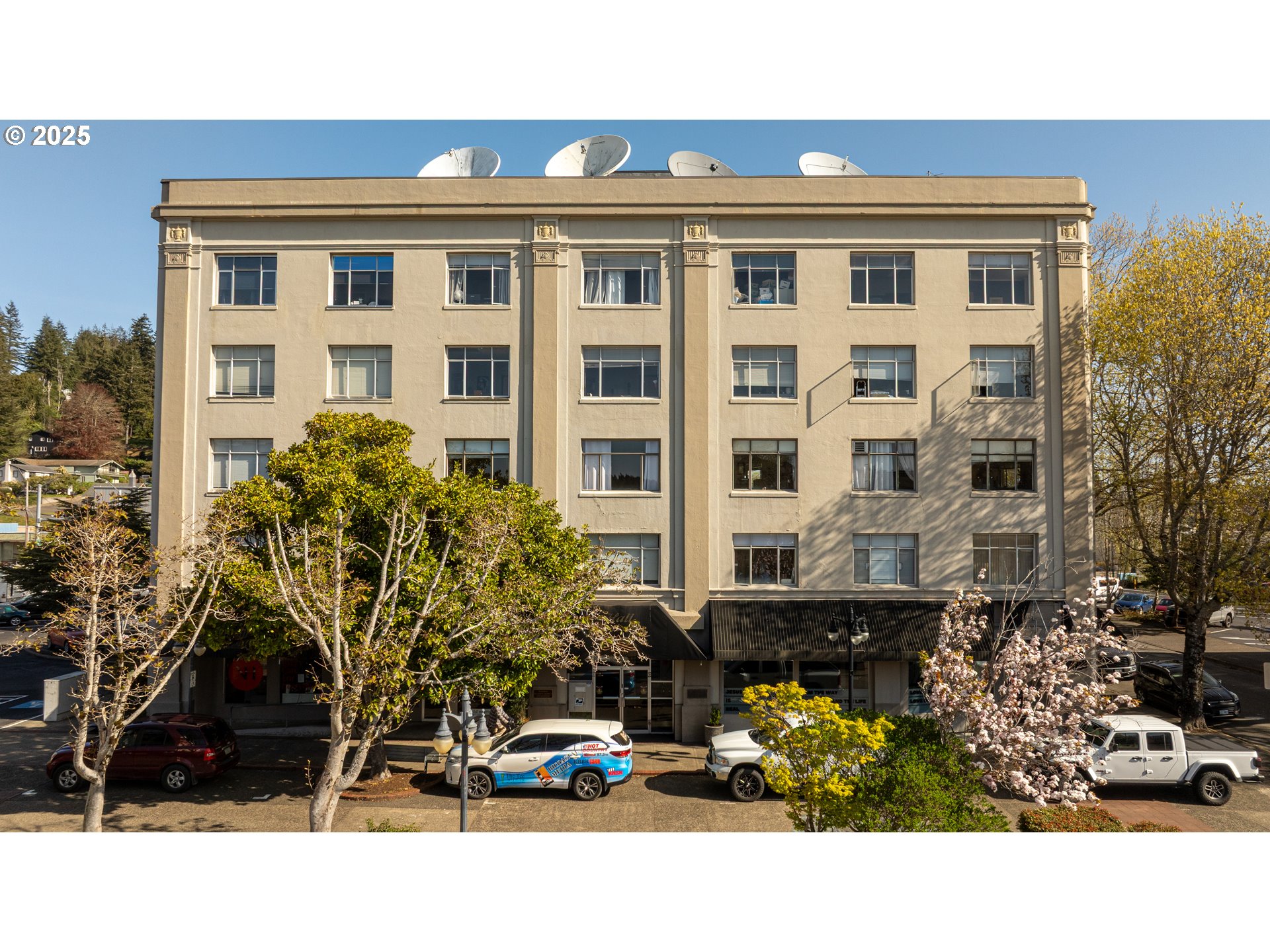 340 CENTRAL AVE