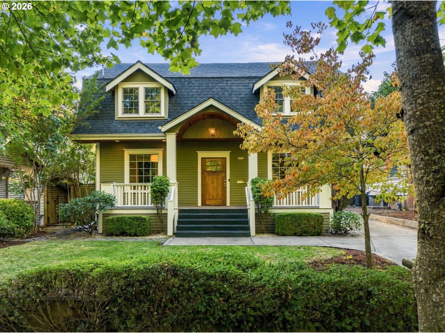2917 NE 9TH AVE