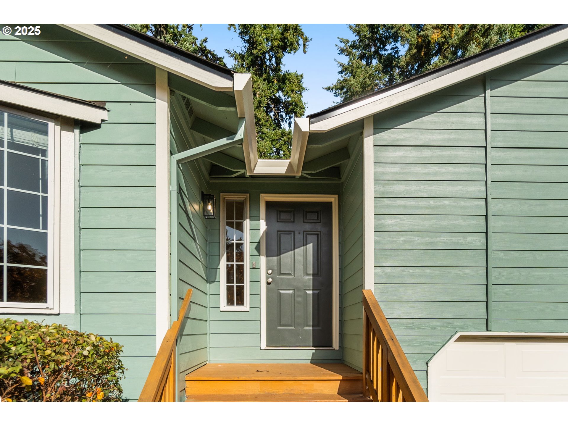 13235 SW BARBERRY DR