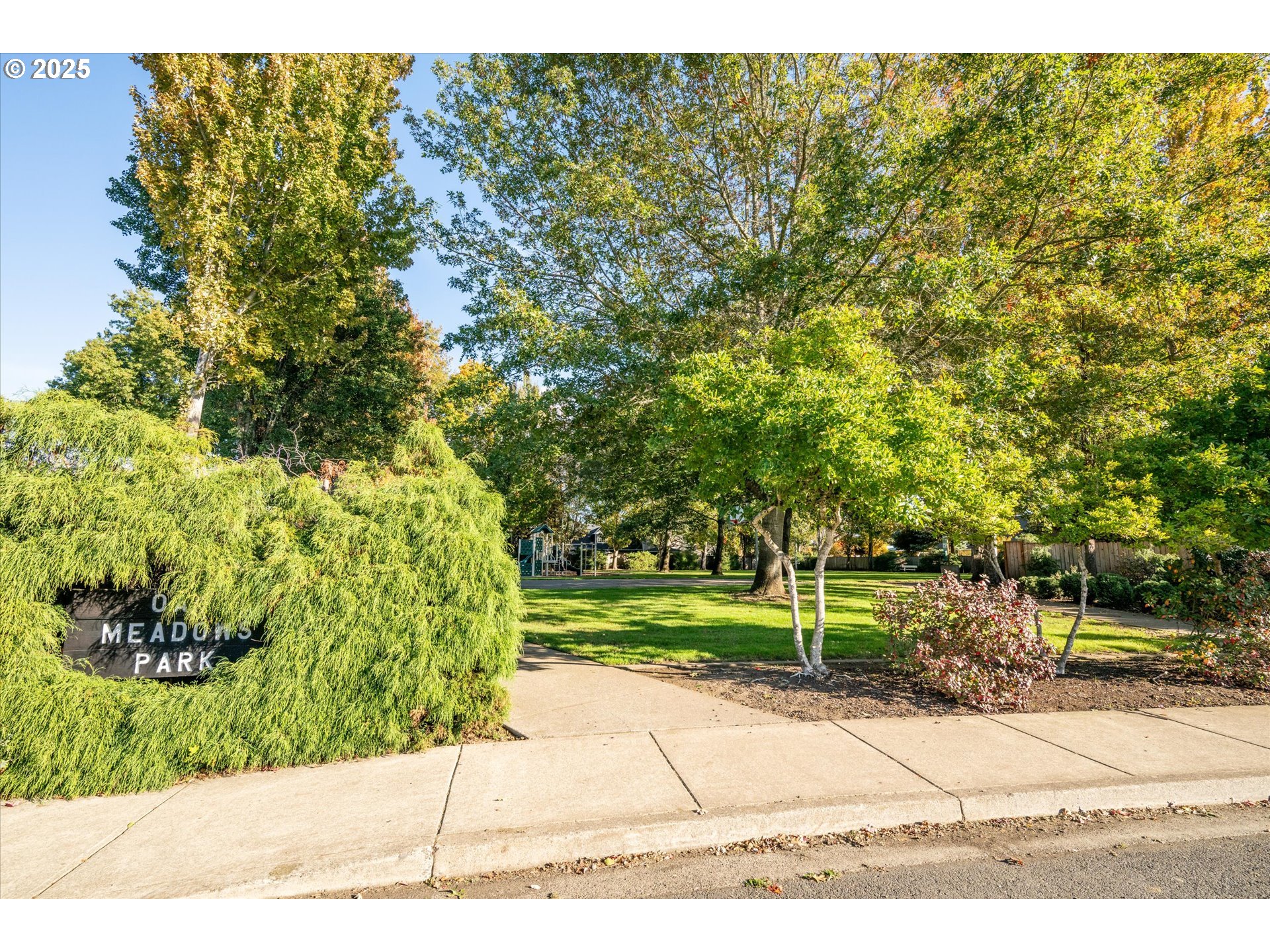 Junction City, Oregon 97448, United States, 3 Bedrooms Bedrooms, ,2 BathroomsBathrooms,Residential,Active,233169