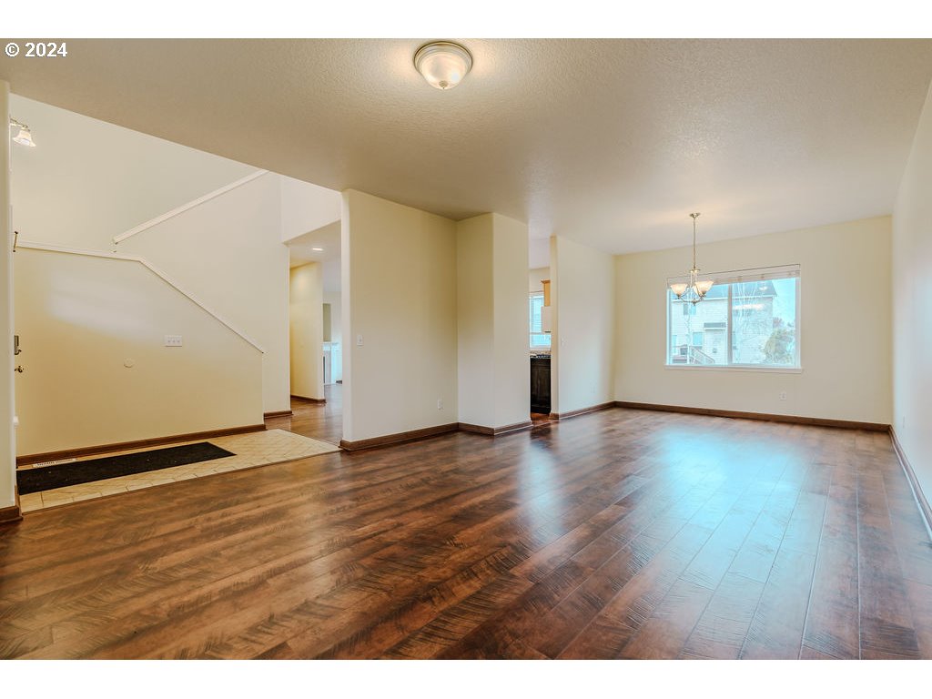 5649 SE CHASE LOOP