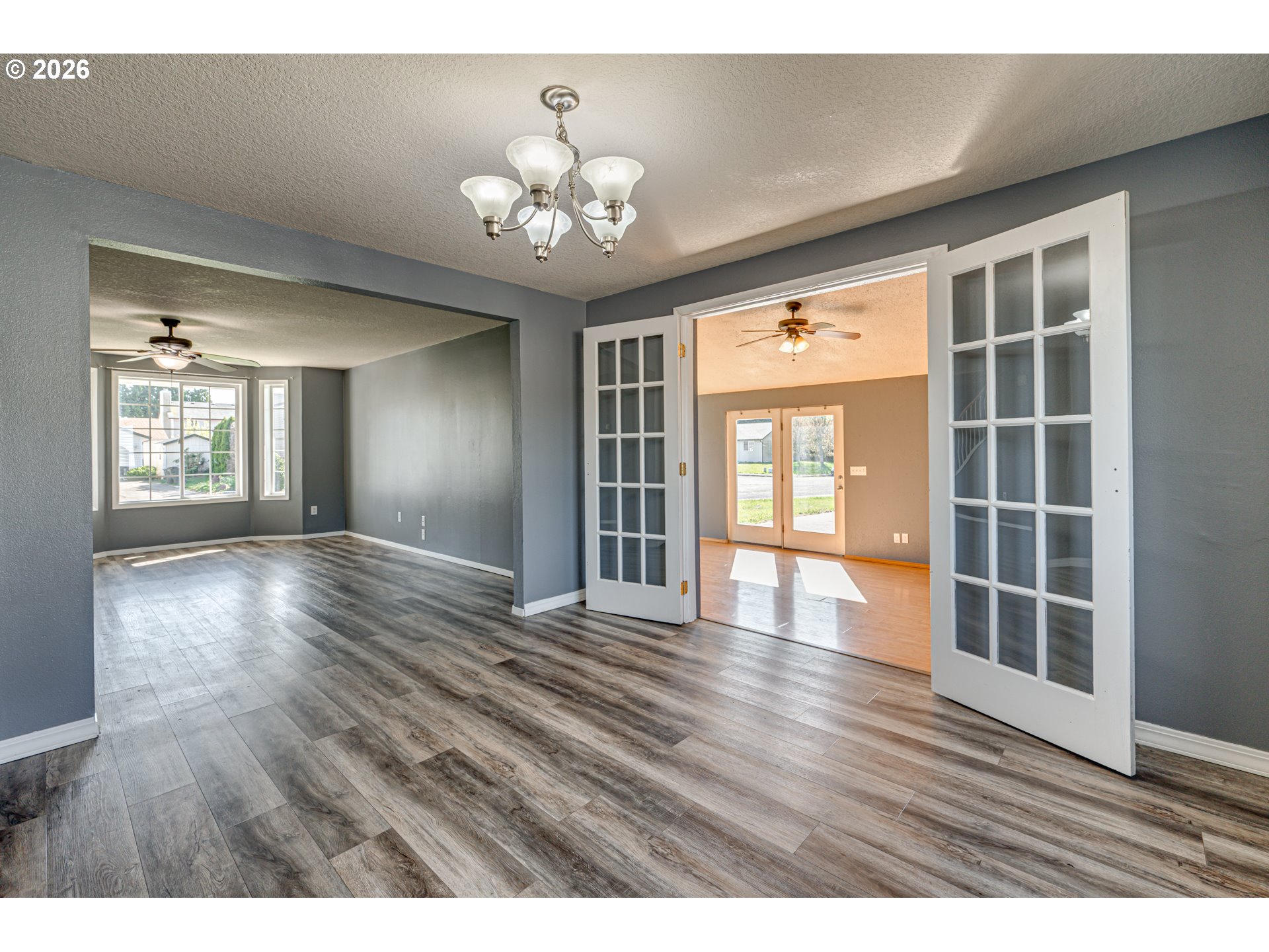1945 BLACKTAIL LN